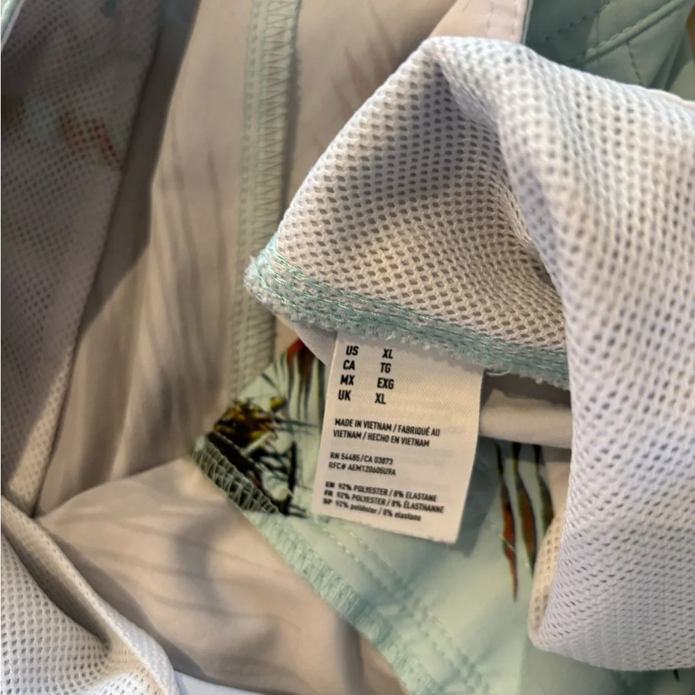 American Eagle Outfitters no liner